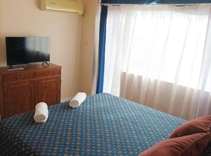 Wild Cherry 2 Bedroom Economy-4 * Varna